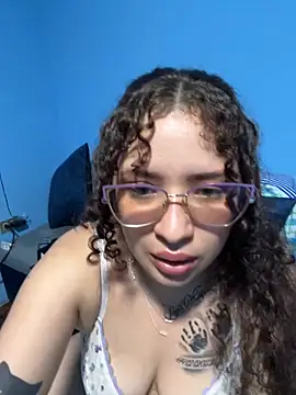 tefyrodri webcam show
