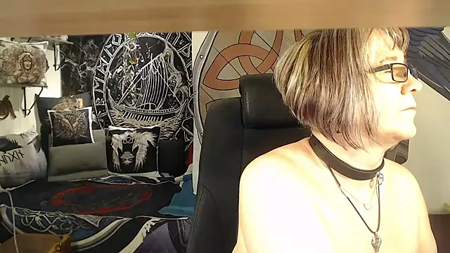 TittenMichelle – Naživo XXX chat