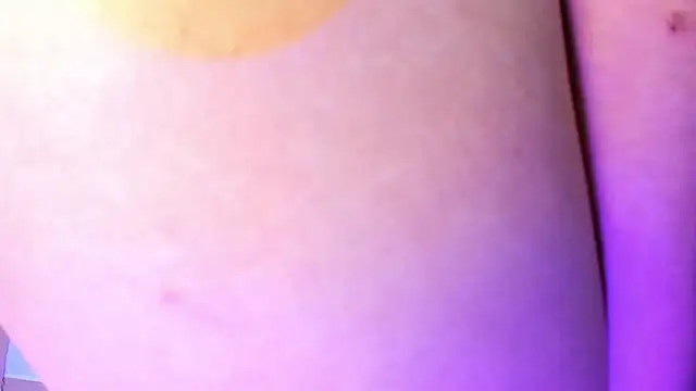 Chat +18 de Violetta_keller ao vivo