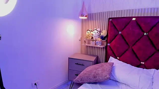 Ivybloom_'s Live XXX Chat