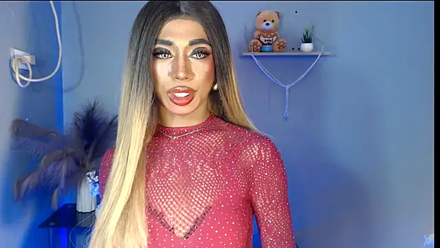 Show modela TsBlackHORSECOCKcalix na web-kameri