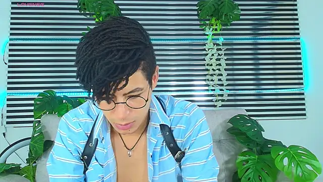 ThiiagoSaeenz Live XXX Chat