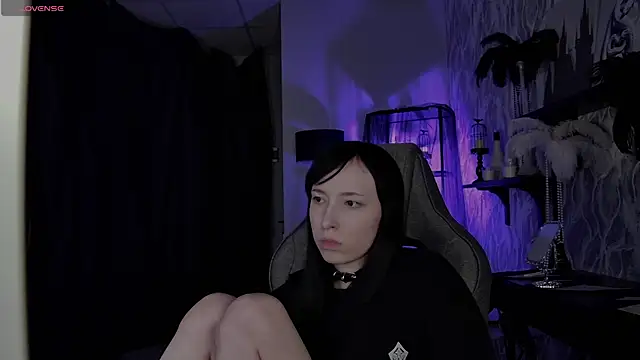 SeraphineSparda's Live XXX Chat