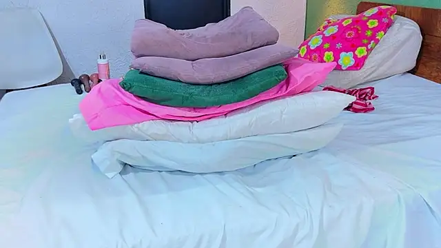 dannaahbrownのウェブカメラショー