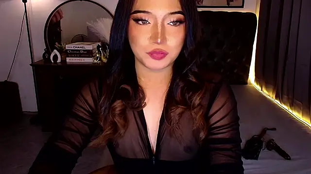 Sensual_Ekang: διαδικτυακό σόου στην κάμερα