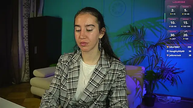 Belle_Via Live XXX Chat