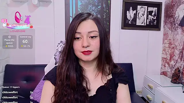 Chat XXX en directo de Eva_Roussell