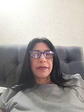 Chatroom XXX en direct de SamanthaRosse01_