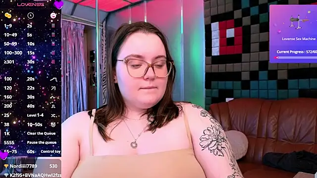 CatherineClaire's Live XXX Chat