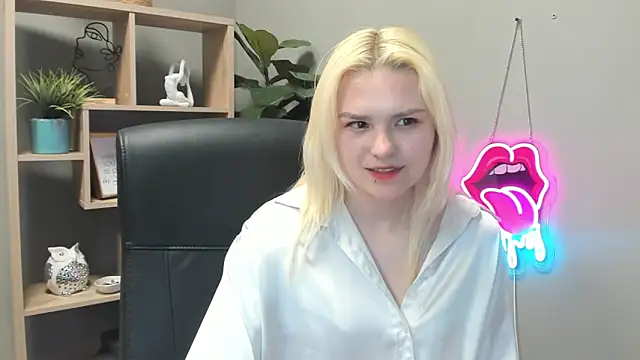 دردشة SweetLilyxo الجنسية المباشرة
