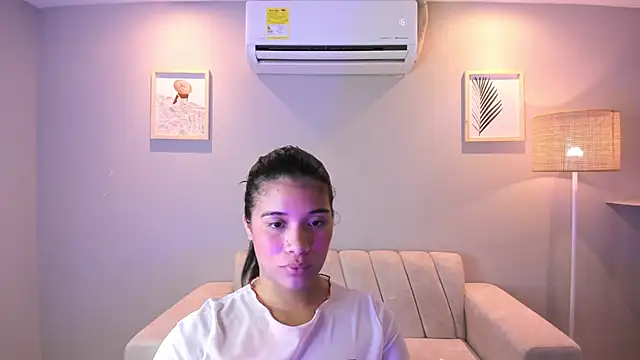 Noah_owenssn Webbikameraesitys