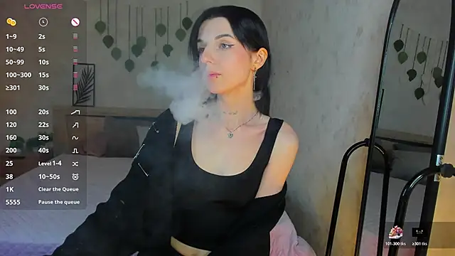 Lynn_Martin Live XXX Chat