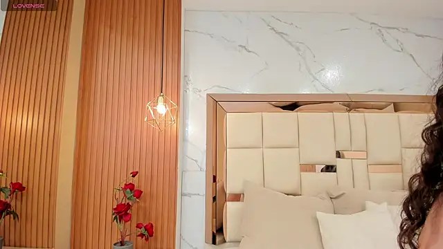 XXX chat uživo modela luna_veega