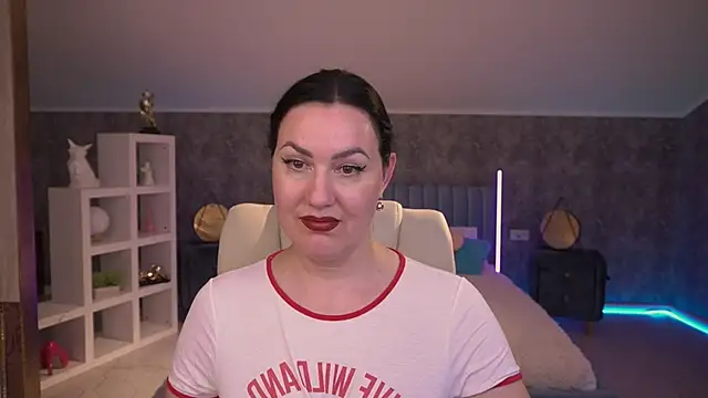 VelvetLuck's Live XXX Chat