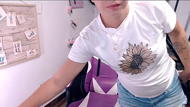 Chat XXX en directo de samantha_baby_