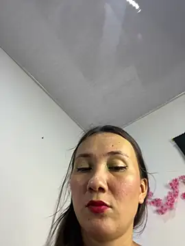 Sala de chat en directo de Abby_Colyns23