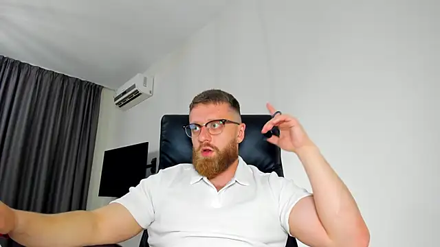 Findom_guyn Webbikameraesitys