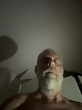 PierPesaroX Chat XXX live