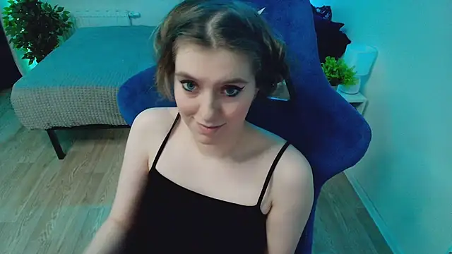 XXX chat uživo modela CranberryHot