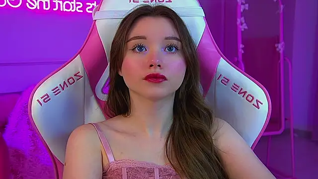 Živý XXX chat KeiraAsti