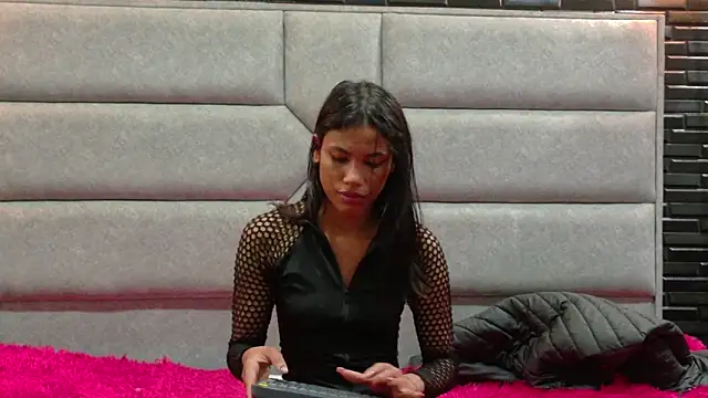 EsmeraldaBlake's Live XXX Chat
