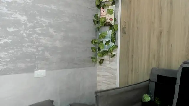 Chat XXX en directo de Mhelanny2