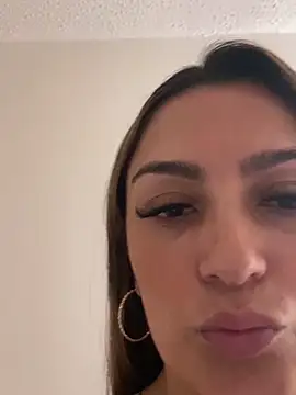 دردشة BellaViolet الجنسية المباشرة