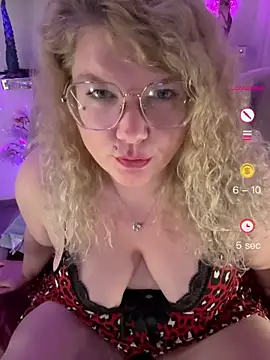 Chat +18 de CurvyAnonymousGirl89 ao vivo