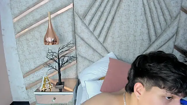 DamiaanXx webcam show