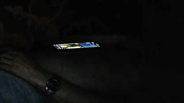 cumloverboyxx69 现场XXX聊天