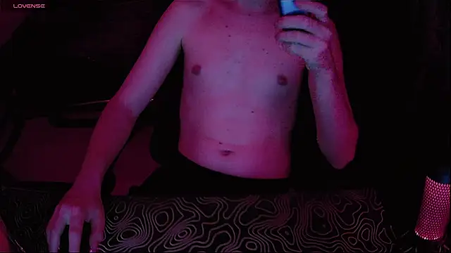 xXxHARDPORNxXx 在線直播表演