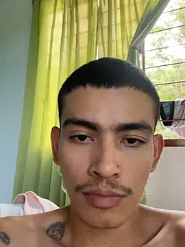 sorry-mom69 Show in webcam