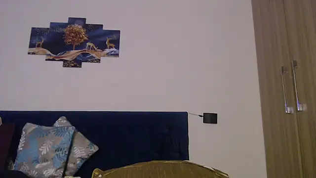 Virgin_Aisha Live XXX Chat