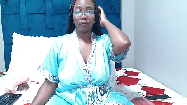 BigBootySimbax Chat XXX in diretta
