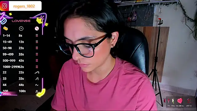 Chat +18 de isaa_dl ao vivo