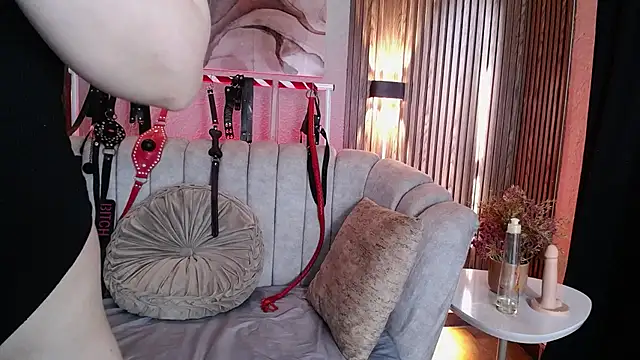 Sala de chat en directo de Naty_slavedoll