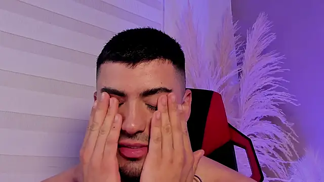Alexander_Diazz Pertunjukan Webcam