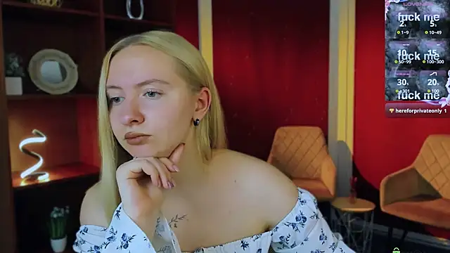 mila_glow1's Live XXX Chat