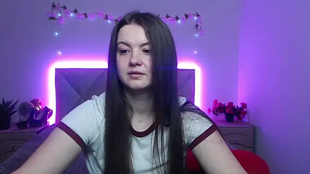 Chat +18 de MavkaCute ao vivo