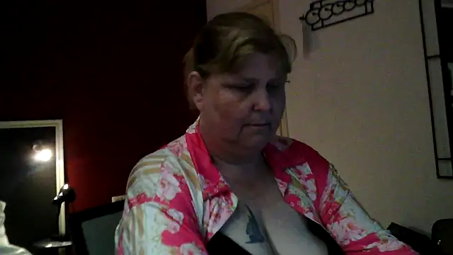 Sylviastar46 webkamerás műsora
