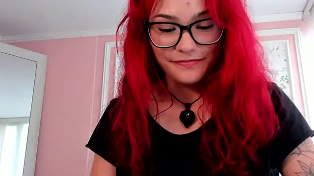 XXX chat uživo modela mae_lyra
