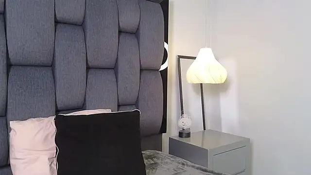 Sala de chat ao vivo de Calipso_Parisi