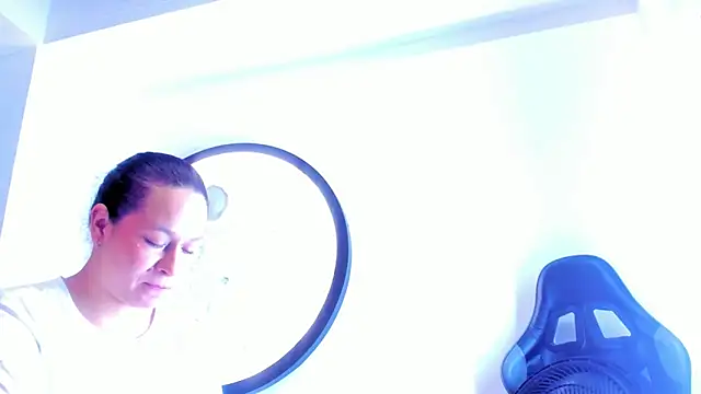 دردشة DeborayDark الجنسية المباشرة