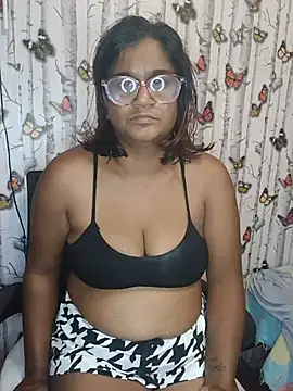 indianstrawberrylips4u live XXX chat