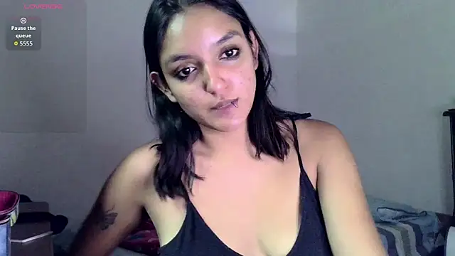 Czat XXX na żywo – Ari_20_