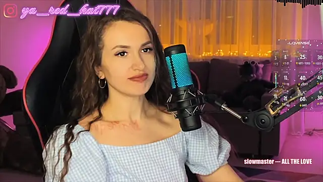 Czat XXX na żywo – -RED_HAT-