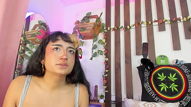 MeowMota_ Show Webcam