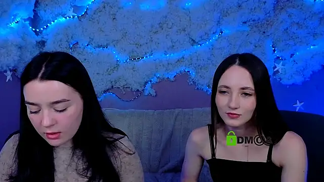 Онлайн чат XXX monica_xcx