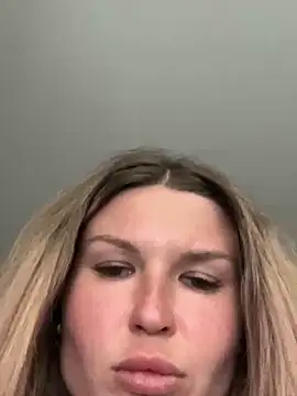 AngelMiaM's Live XXX Chat