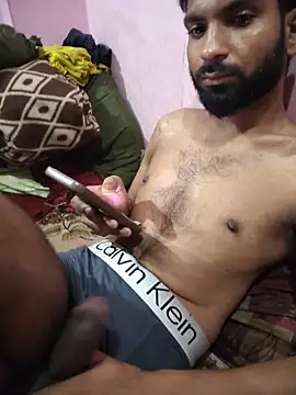 Akki-101 live XXX chat